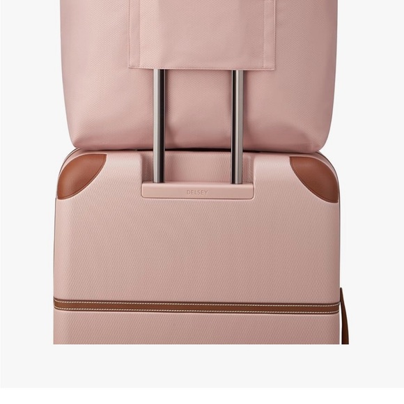Chic Pink Travel Tote Bag Delsey Paris - Picture 4 of 6
